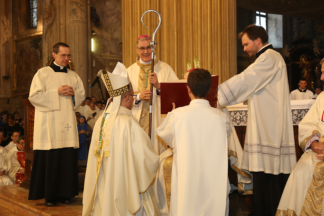 Monsignor Marco Prastaro Vescovo di Asti_273.jpg